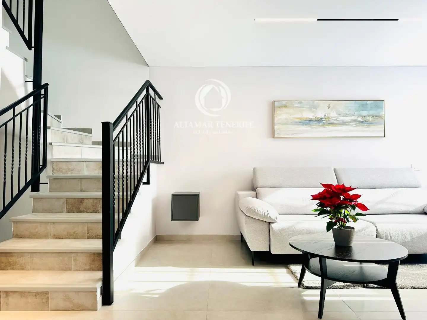 Living room of Detached homes for sale in Adeje  with Air Conditioner, Private garden and Terrace