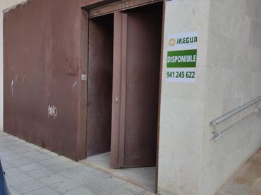 Local comercial en venta en Lardero - Independencia
