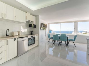 Apartamento con piscina en venta en Calle FINLANDIA