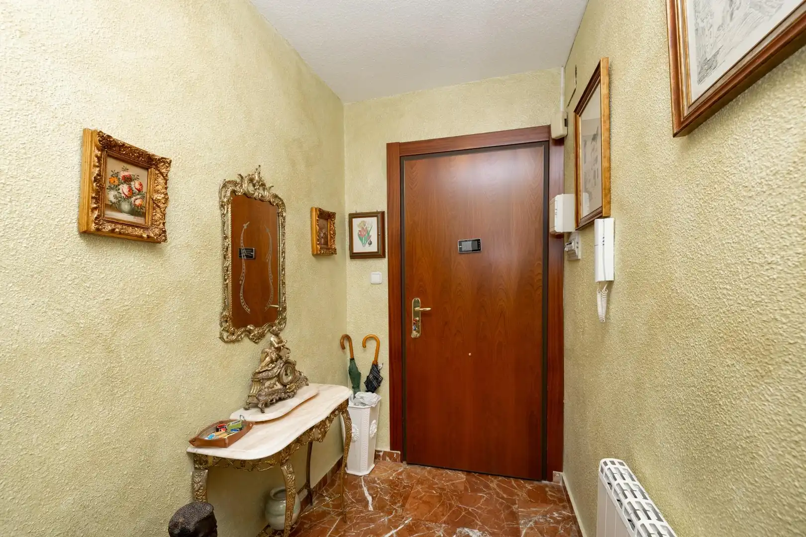 Piso con terraza en venta en Calle Mercedes Gaibrois, imagen 11