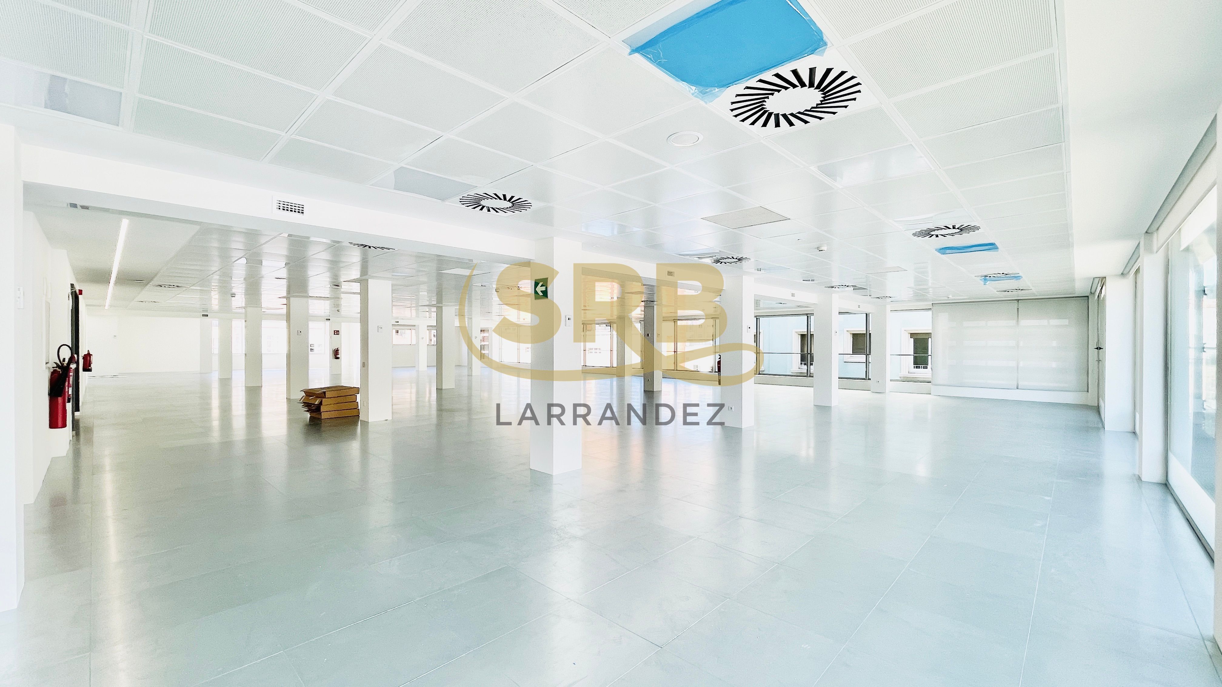 Oficina de lloguer en  Barcelona Capital amb Aire condicionat i Calefacció