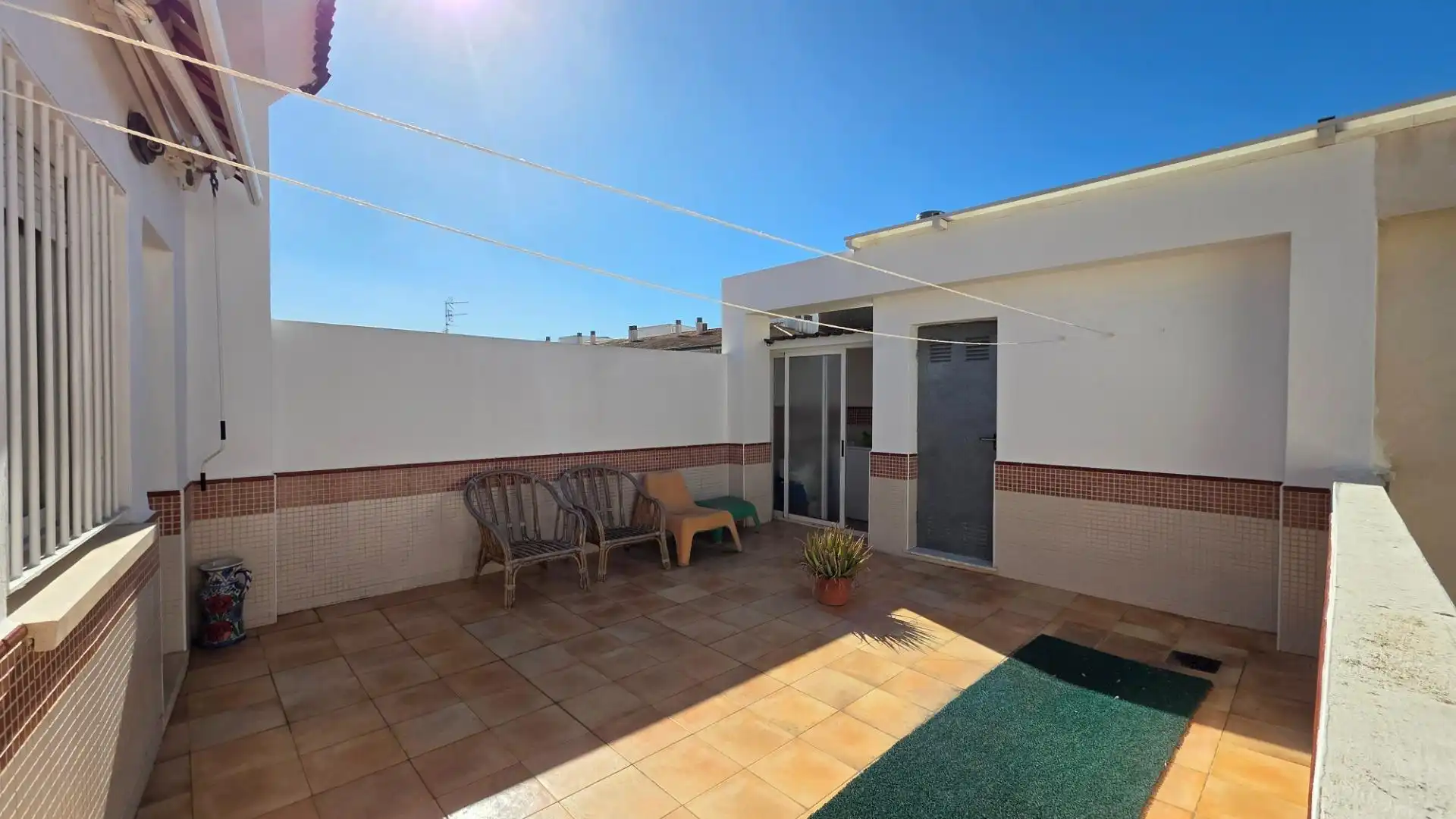 Terrasse von Dachboden zum Verkauf in Gandia mit Klimaanlage, Terrasse und Abstellraum