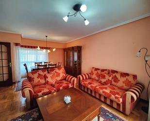 Living room of Single-family semi-detached for sale in Ourense Capital   with Balcony