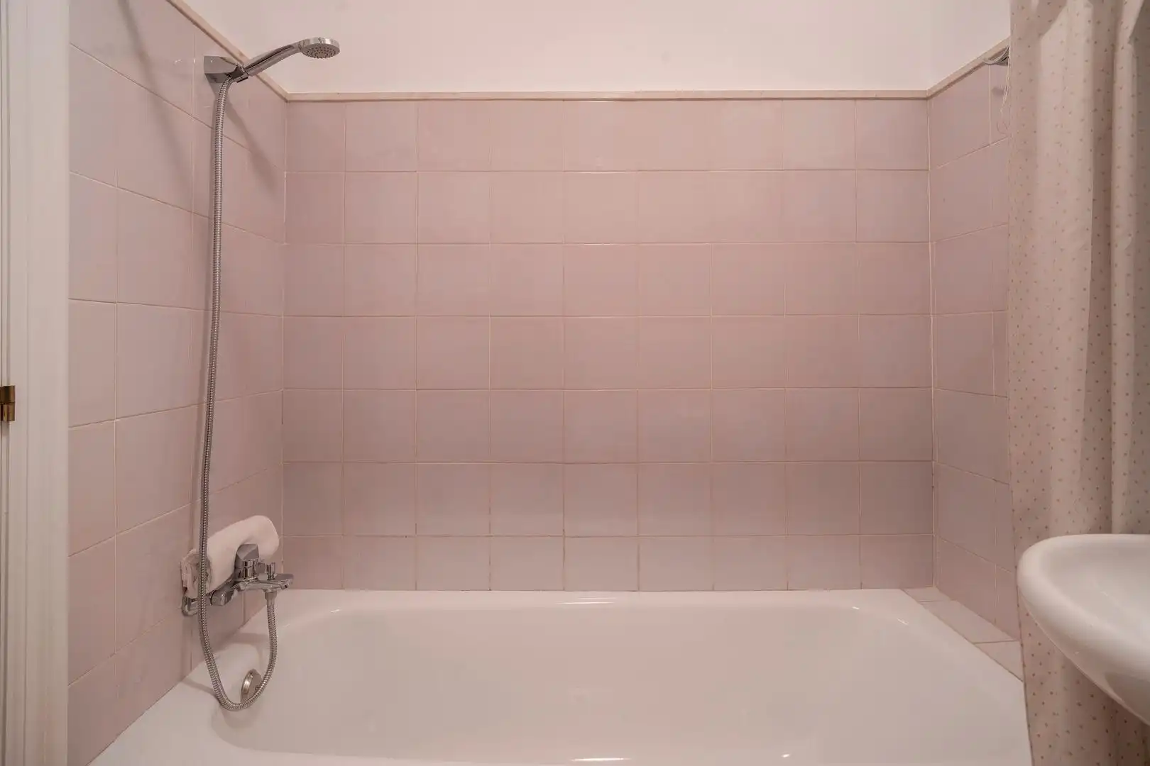 Baño de Piso de alquiler en Valencia con Aire acondicionado, Calefacción y Amueblado