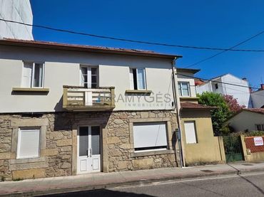 Casa con balcone in vendita a GONDOMAR