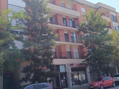 Exterior view of Flat for sale in Tortosa  with Air Conditioner and Storage room