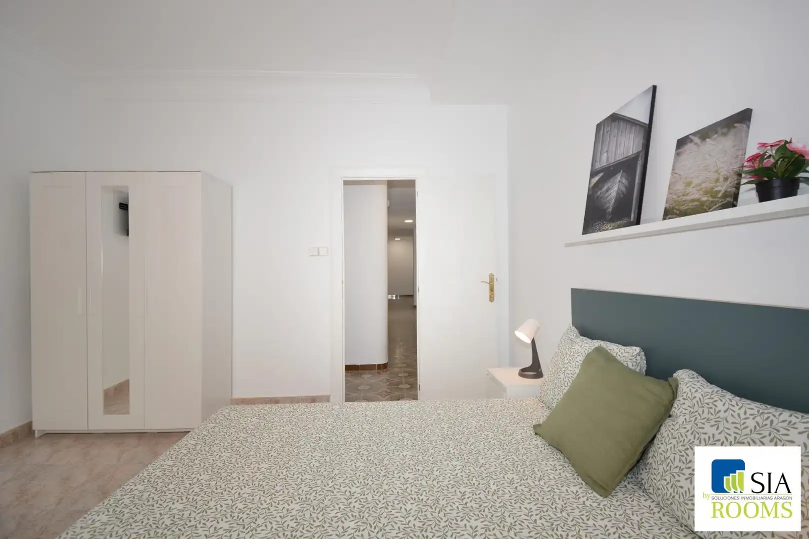 Habitación de Piso para compartir en Zaragoza con Calefacción, Terraza y Amueblado
