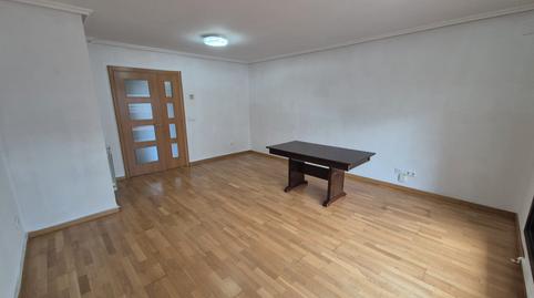 Foto 2 de Piso en venta en Avinguda D'olímpia, El Sucre - El Nadal, Vic