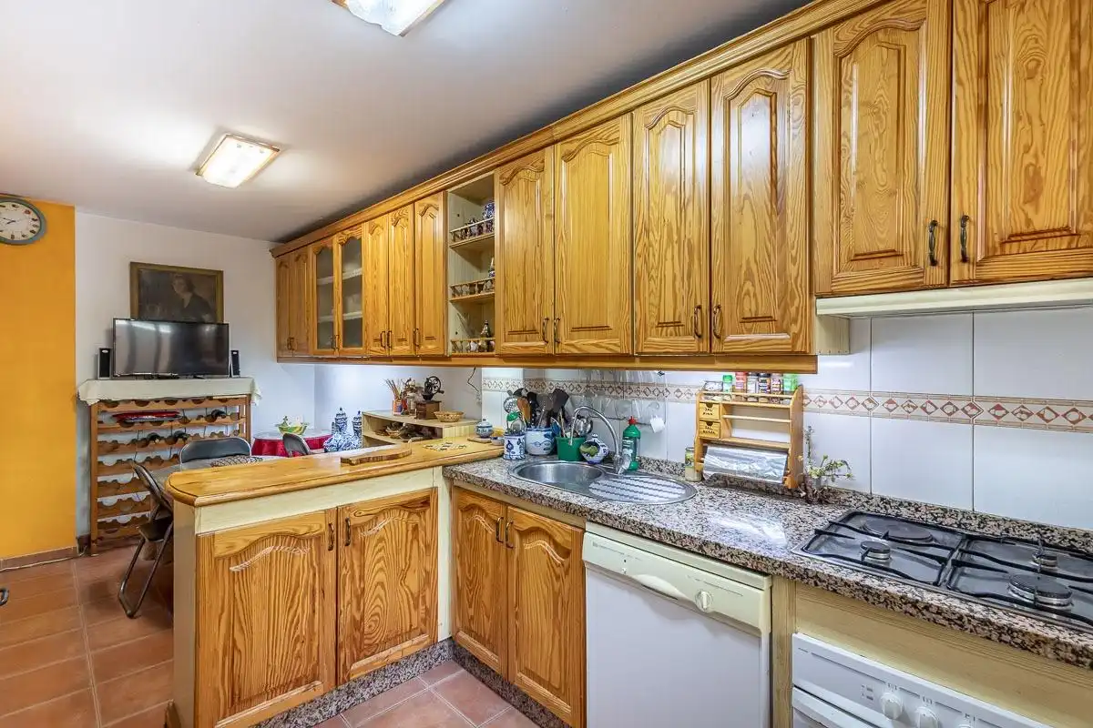 Cocina de Casa adosada en venta en Alhendín con Calefacción, Terraza y Balcón