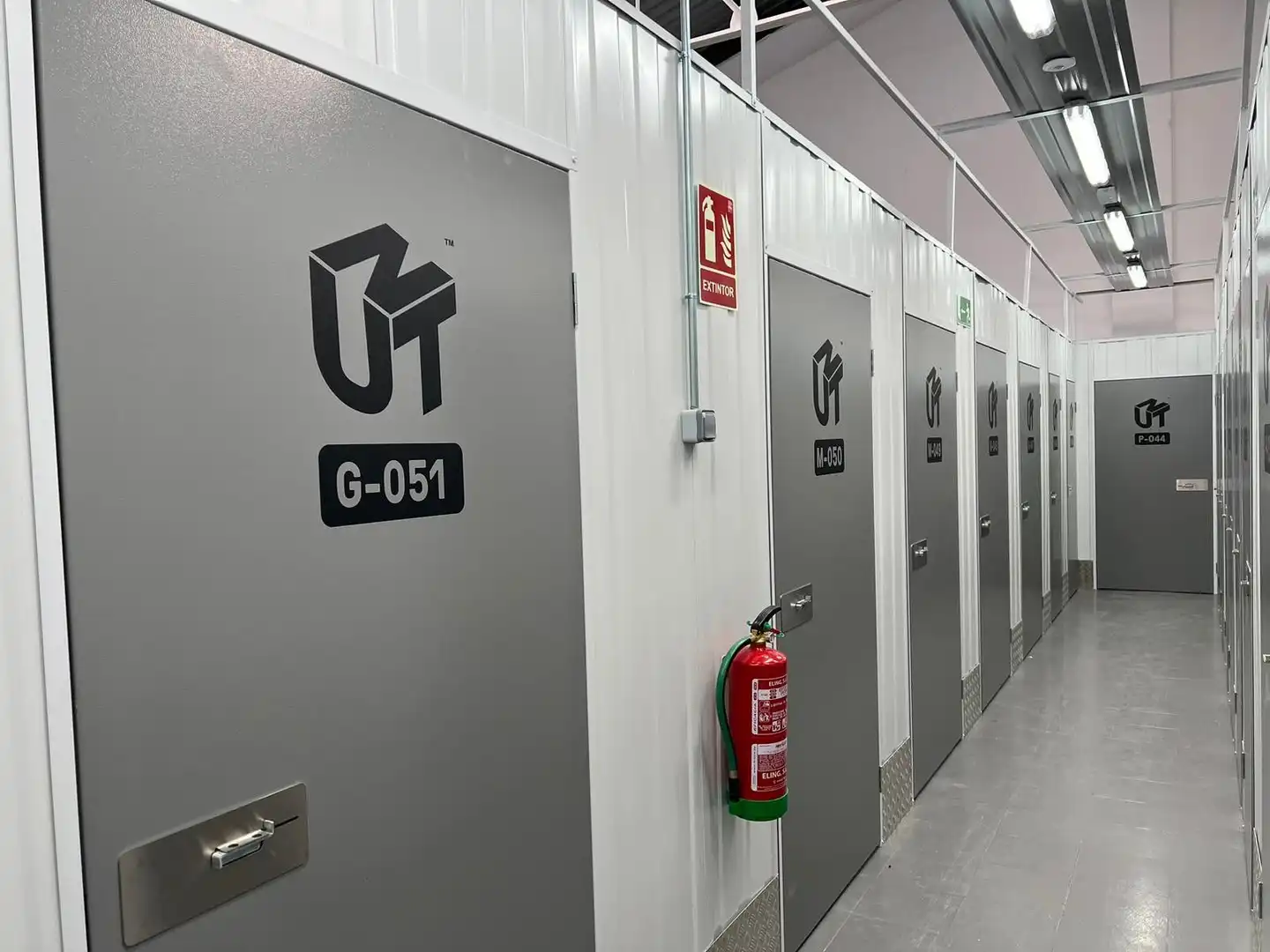 Storage room for rent in Madrid  with Alarm