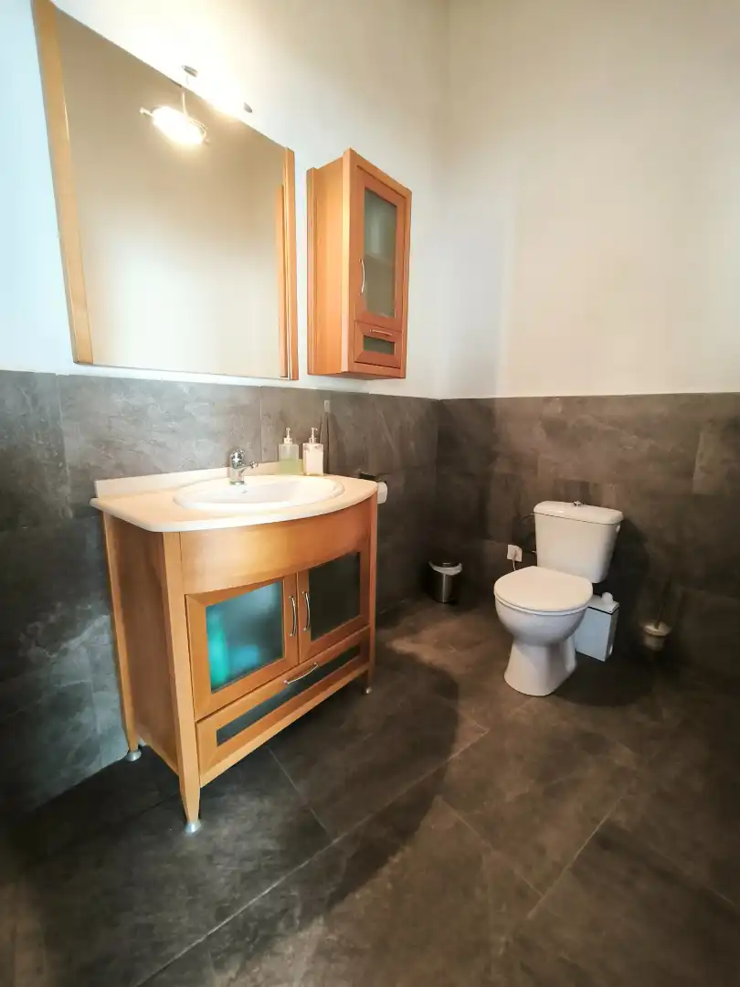 Badezimmer von Haus oder Chalet zum Verkauf in San Roque mit Klimaanlage, Terrasse und Schwimmbad