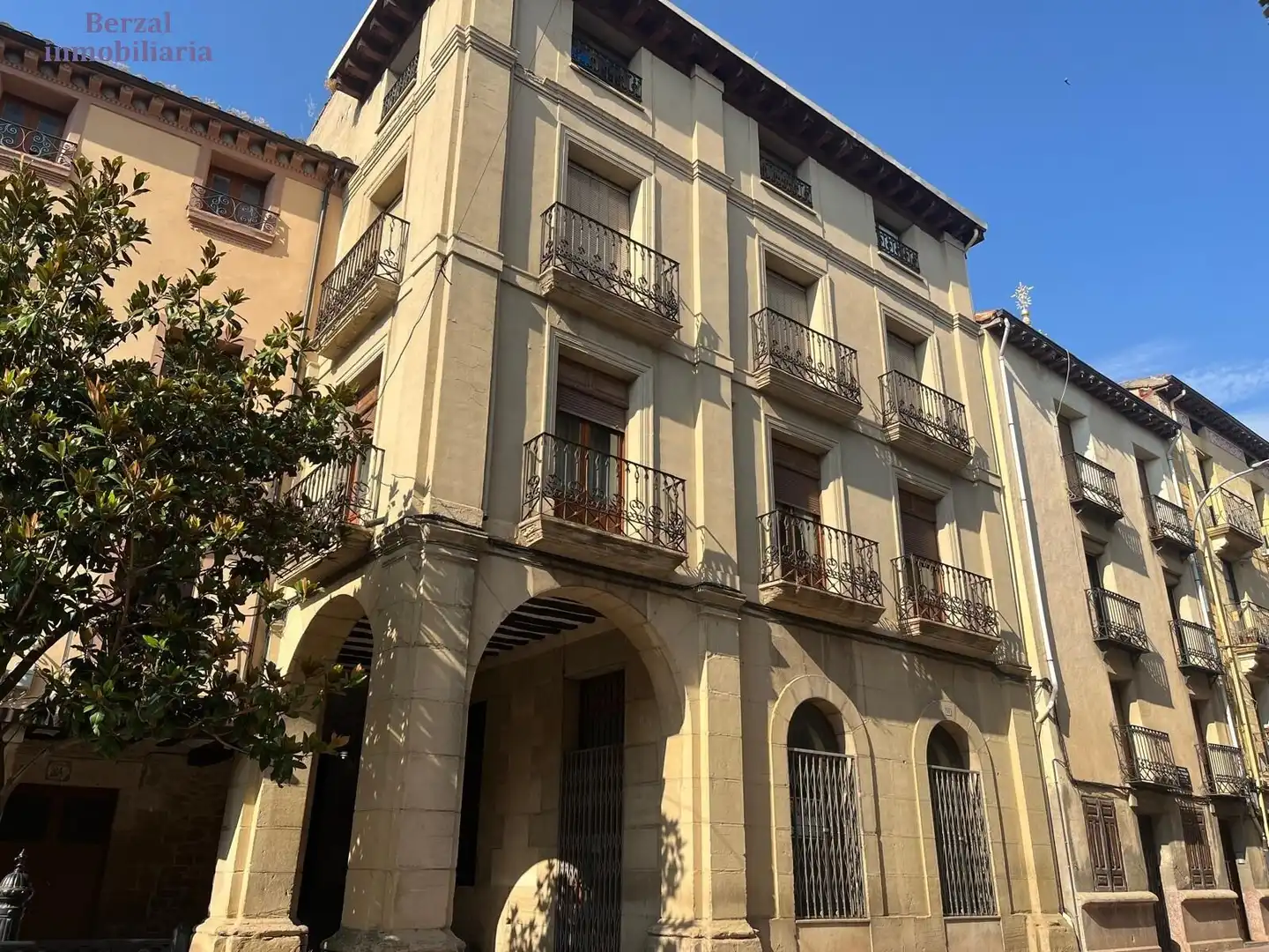 Vista exterior de Casa o chalet en venta en Cenicero