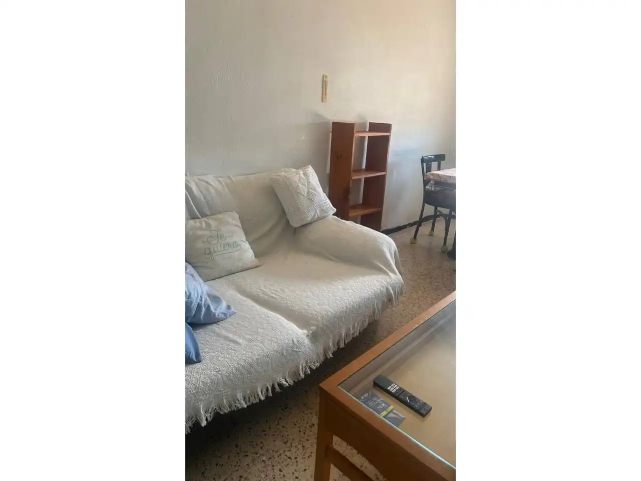 Sala d'estar de Pis en venda en Elda amb Moblat i Balcó