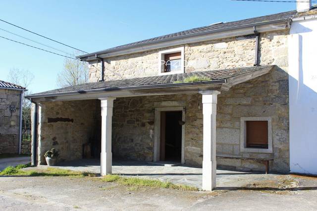 Casa adosada en Venta en A Devesa - Trasmonte en Friol