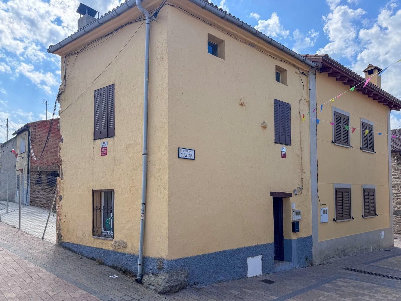 Exterior view of House or chalet for sale in Horcajo de la Sierra - Aoslos  with Heating