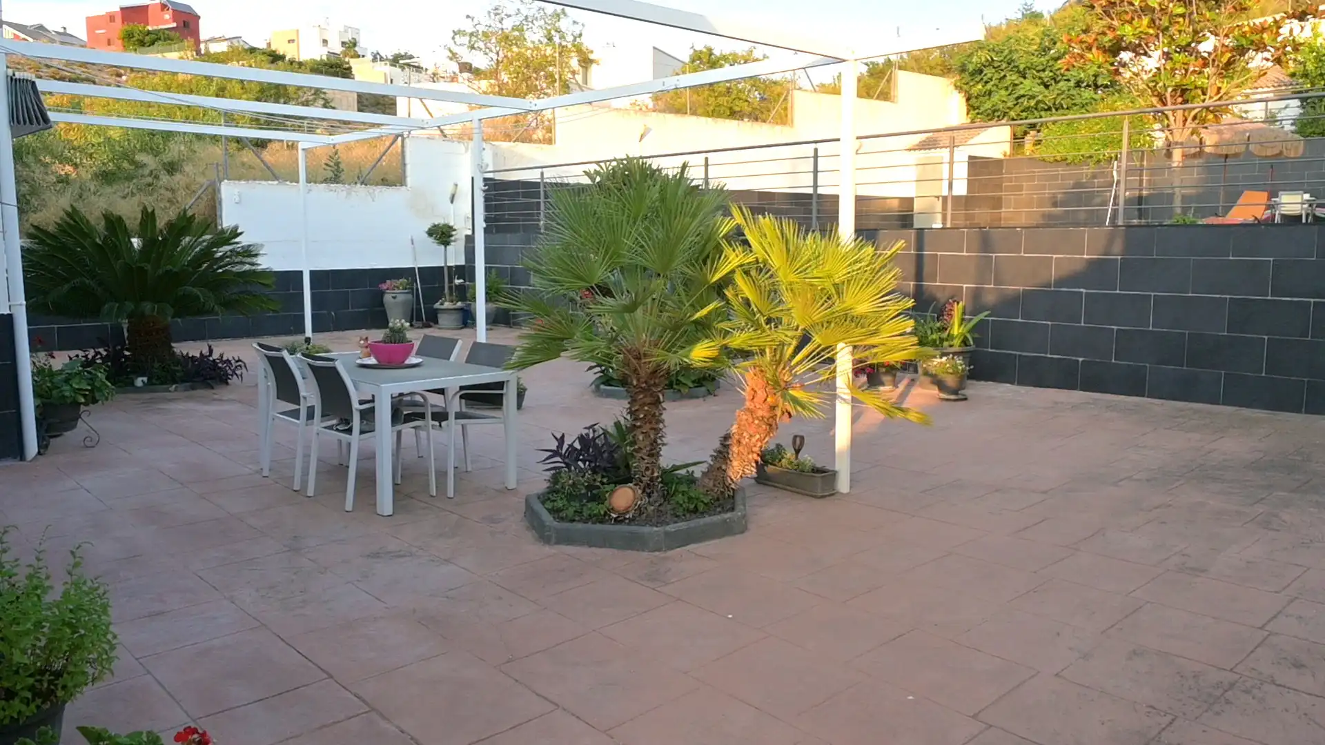 Terrassa de Casa o xalet en venda en La Zubia amb Aire condicionat, Calefacció i Jardí privat