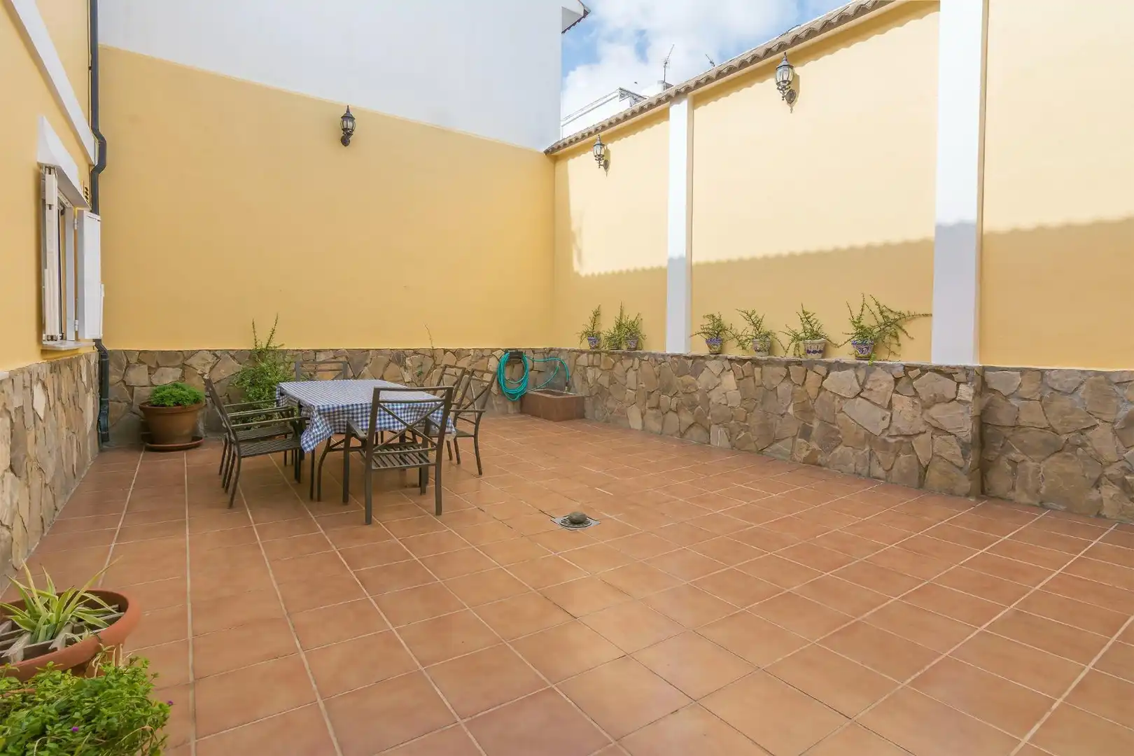 Detached homes for sale in Plaza Plaza de la Paz, Álora