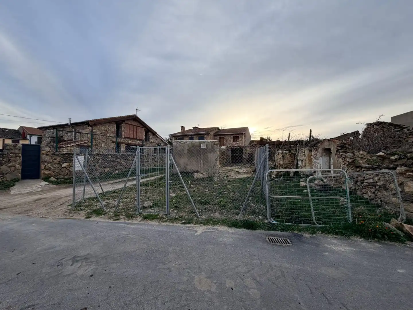 Residential zum Verkauf in Aldealengua de Pedraza