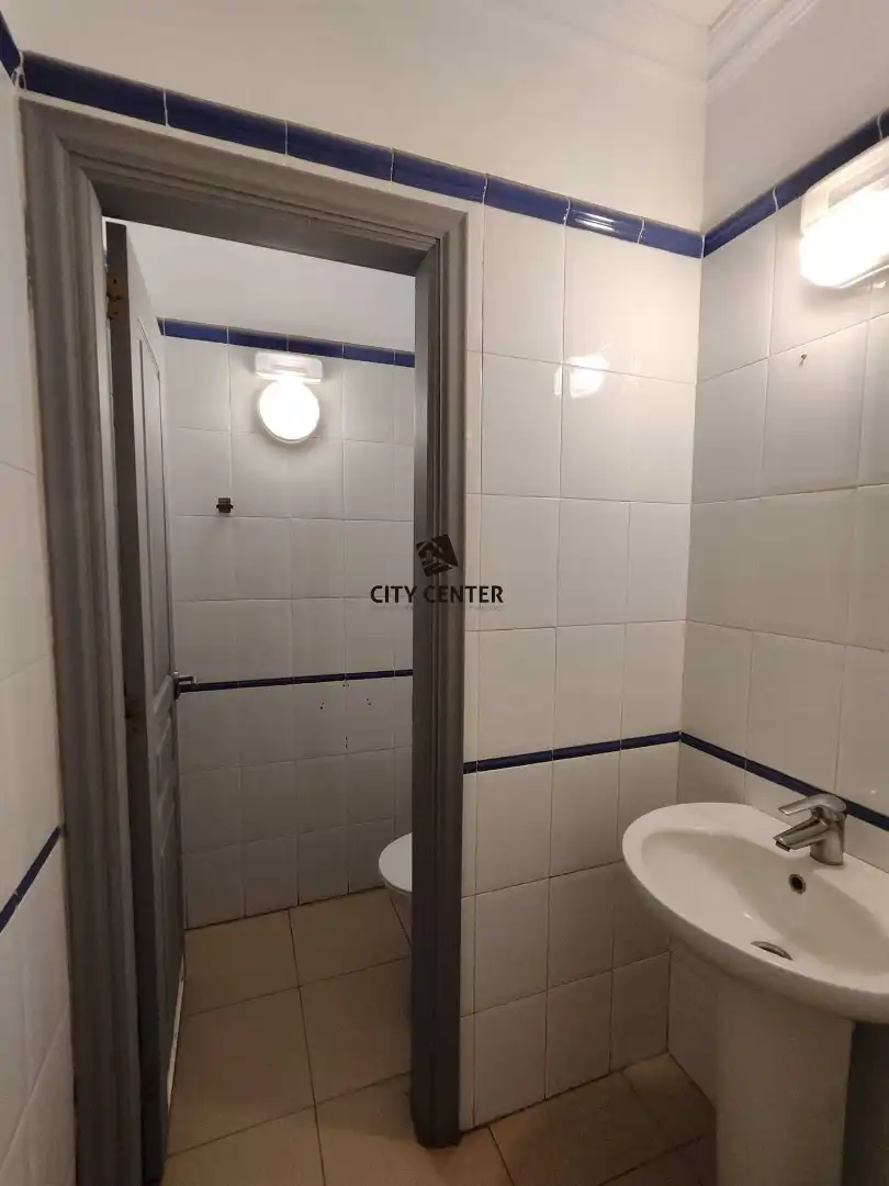 Badezimmer von Geschaftsraum zur Miete in Puerto de la Cruz mit Terrasse