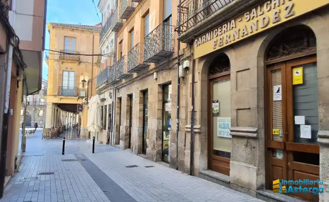 Local comercial de lloguer a Calle Pío Gullón, imagen 2