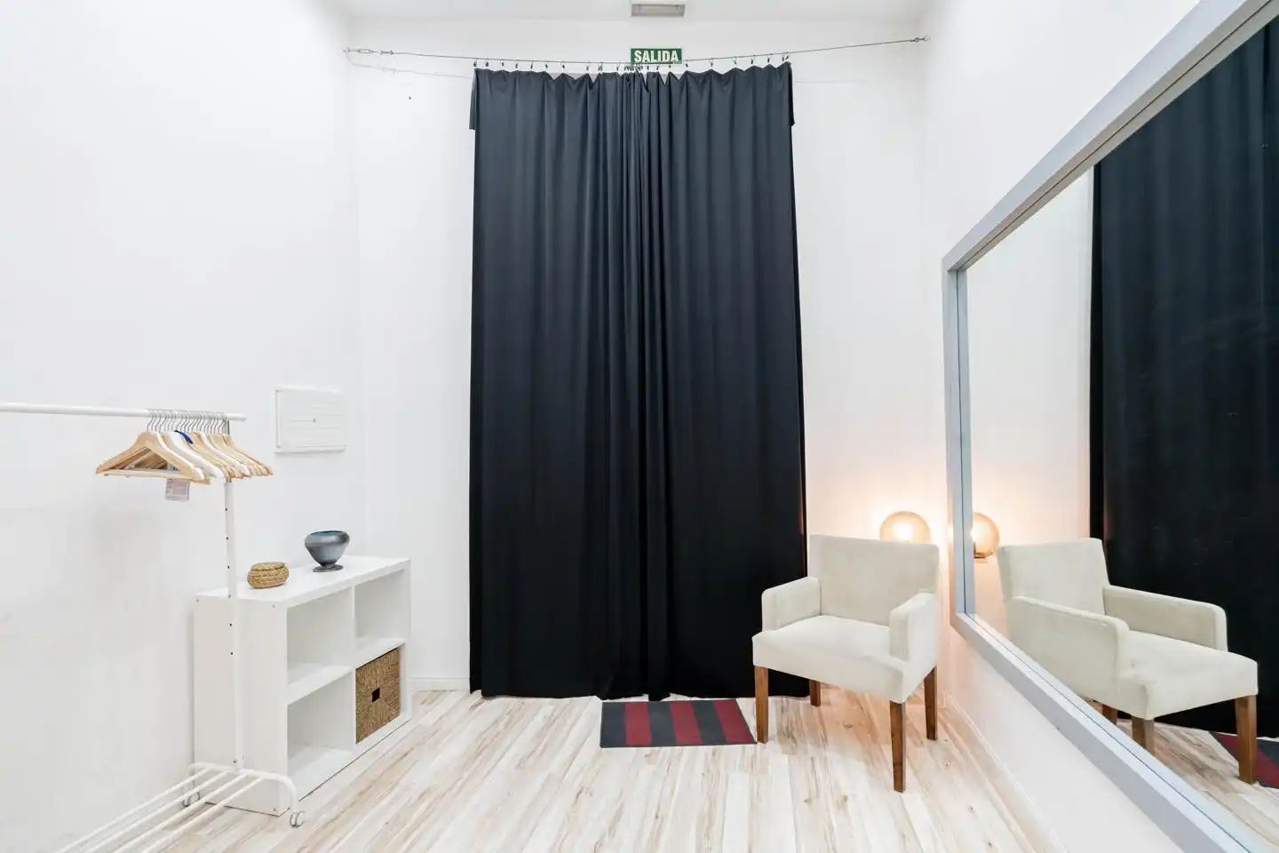 Bedroom of Ground floor for rent in Madrid  with Air Conditioner, Furnished and Internet