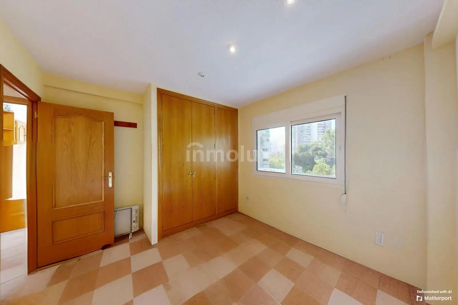 Habitación de Piso en venta en Alicante / Alacant con Terraza, Piscina y Amueblado