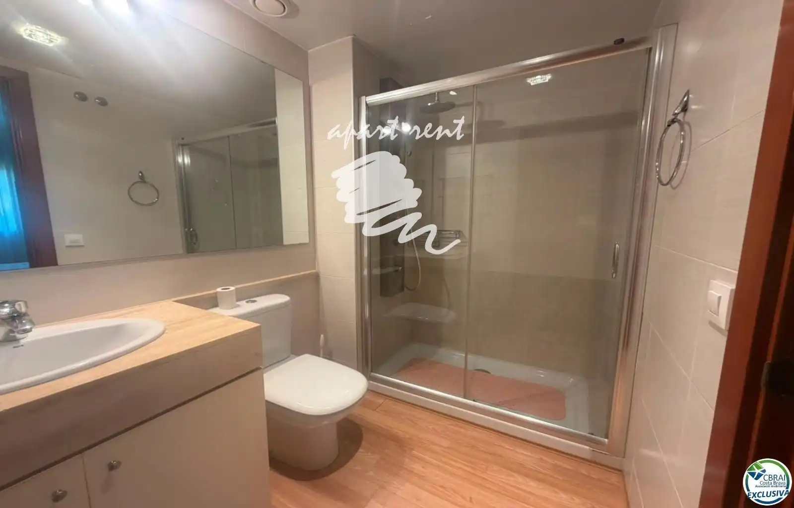 Baño de Piso en venta en Roses con Aire acondicionado, Calefacción y Terraza