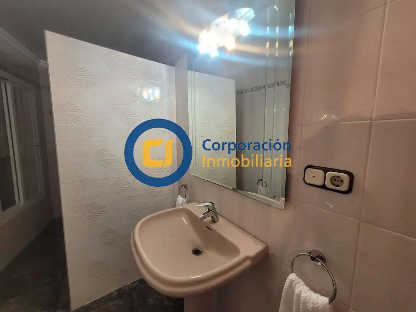 Bathroom of Houses for sale in Lorca  with Air Conditioner, Terrace and Storage room