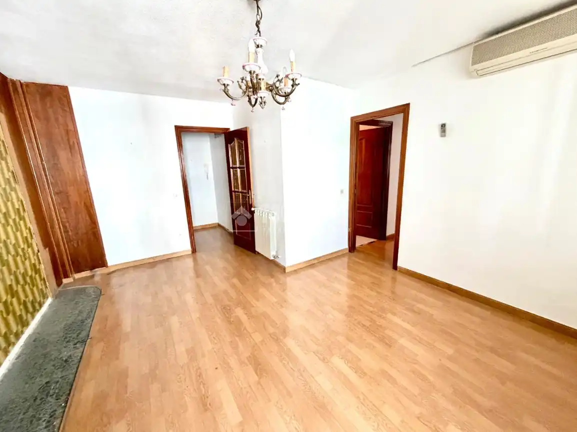 Habitación de Piso en venta en Fuenlabrada con Aire acondicionado y Calefacción
