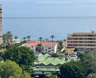 Vista exterior de Apartament en venda en Torremolinos amb Aire condicionat, Terrassa i Moblat