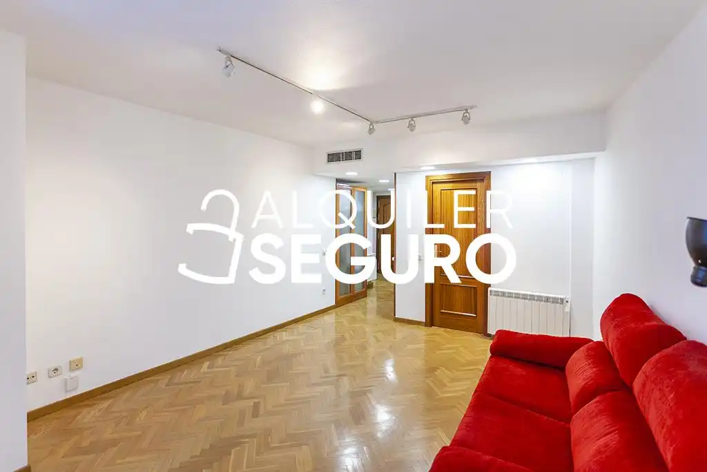 Sala d'estar de Pis de lloguer en Madrid amb Aire condicionat, Calefacció i Piscina