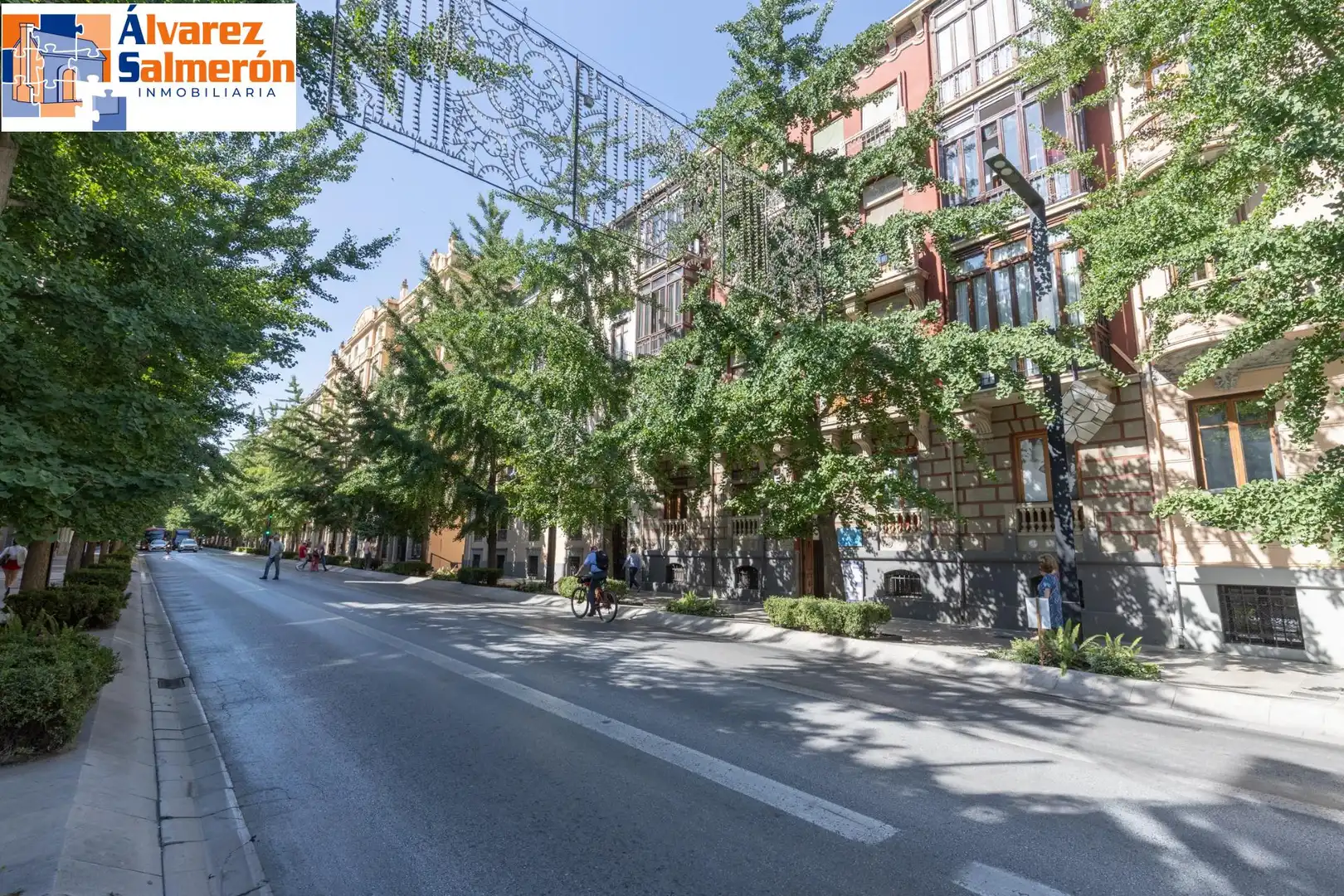 Vista exterior de Piso en venta en Granada