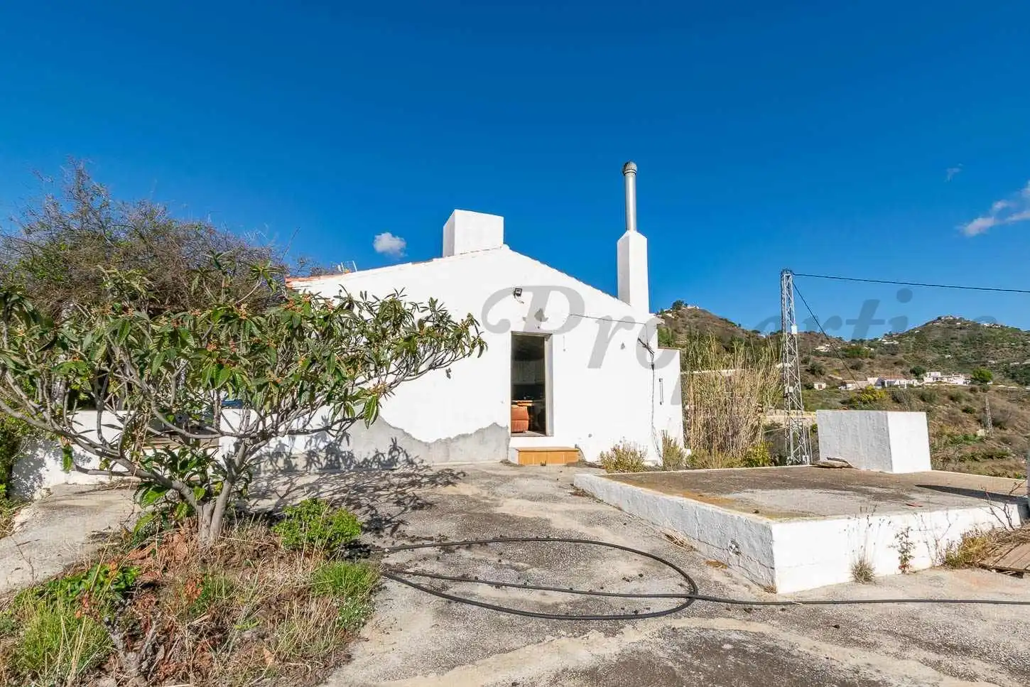Casa con jardín en venta en Sayalonga, imagen 2