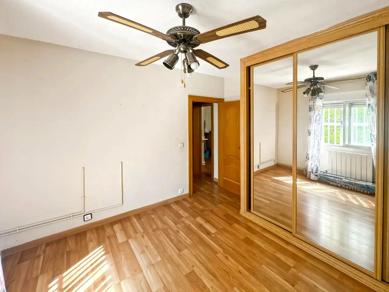 Flat for sale in Miralparque, Centro
