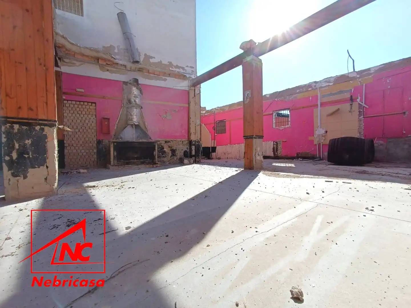 Industrial building for sale in Lebrija, imagen 2