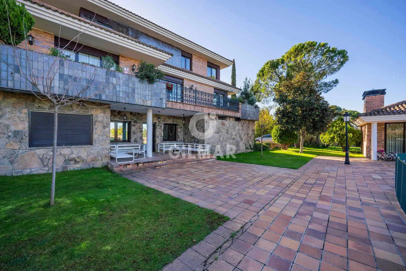 Jardí de Casa o xalet en venda en Pozuelo de Alarcón amb Calefacció, Jardí privat i Piscina