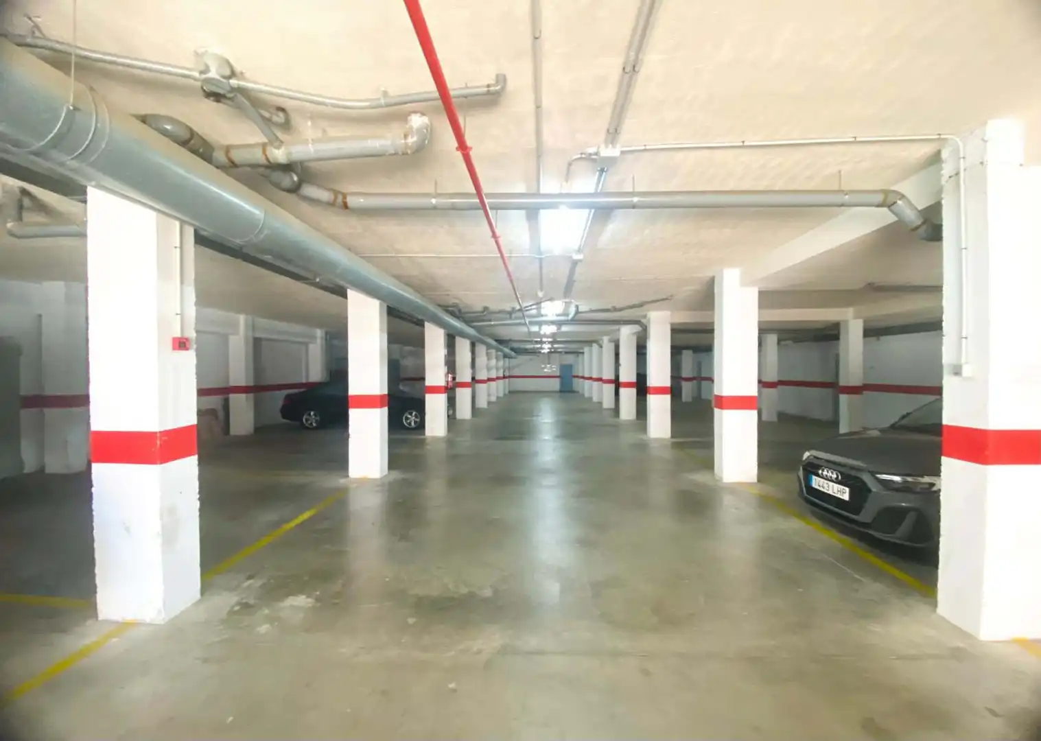 Parking de Piso en venta en Benalmádena con Aire acondicionado, Terraza y Trastero
