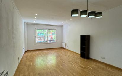 Living room of Flat for sale in  Barcelona Capital  with Air Conditioner