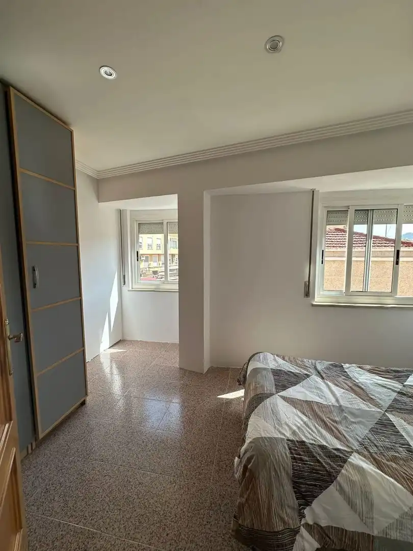Habitación de Piso de alquiler en Elda con Amueblado