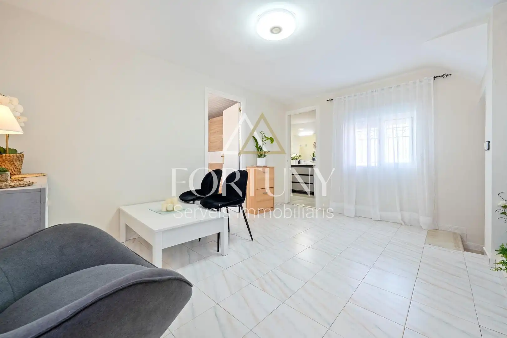 Vista exterior de Casa o xalet en venda en Alcover amb Aire condicionat, Jardí privat i Terrassa