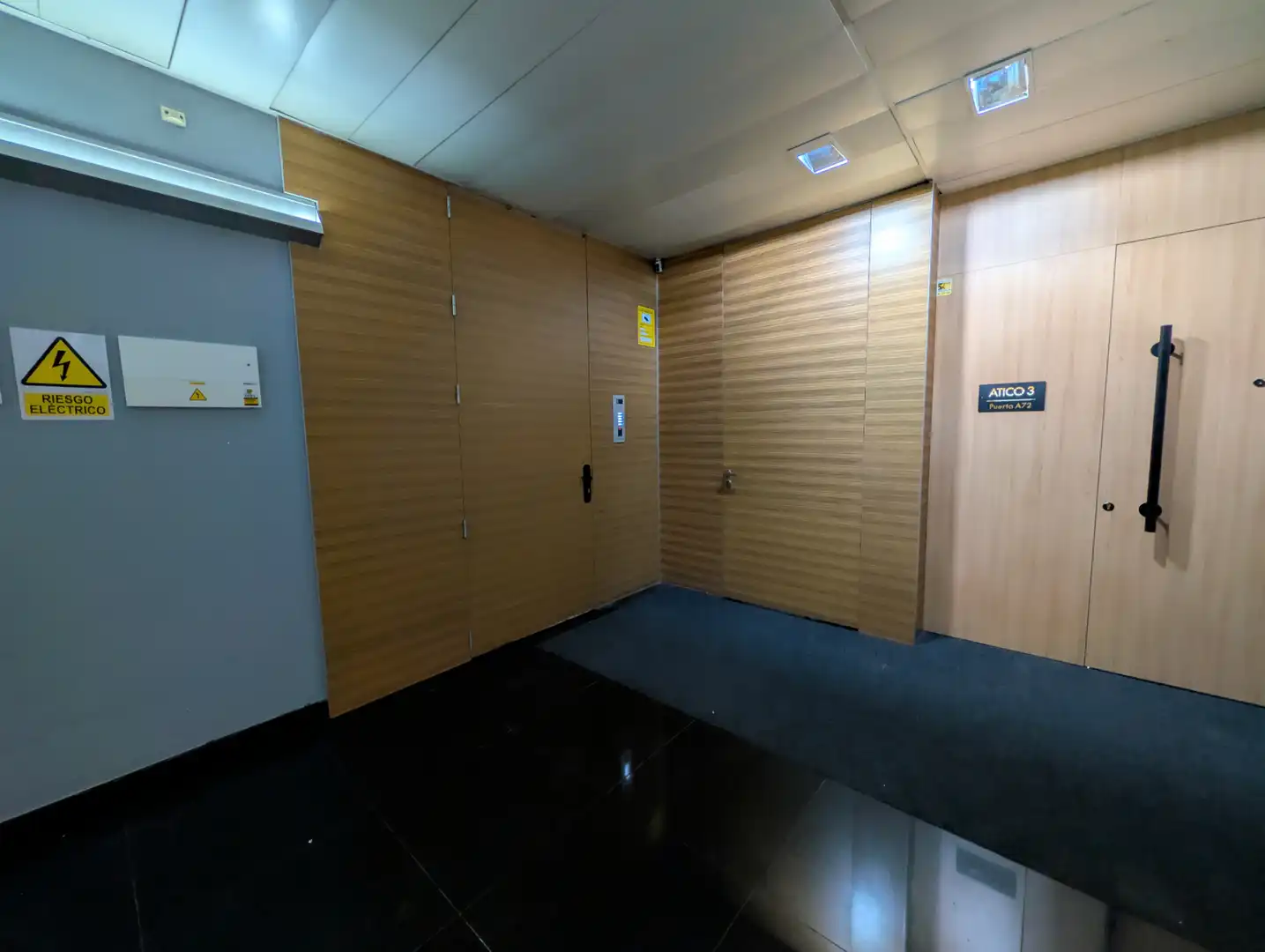 Büro zur Miete in Rivas-Vaciamadrid mit Klimaanlage, Heizung und Terrasse