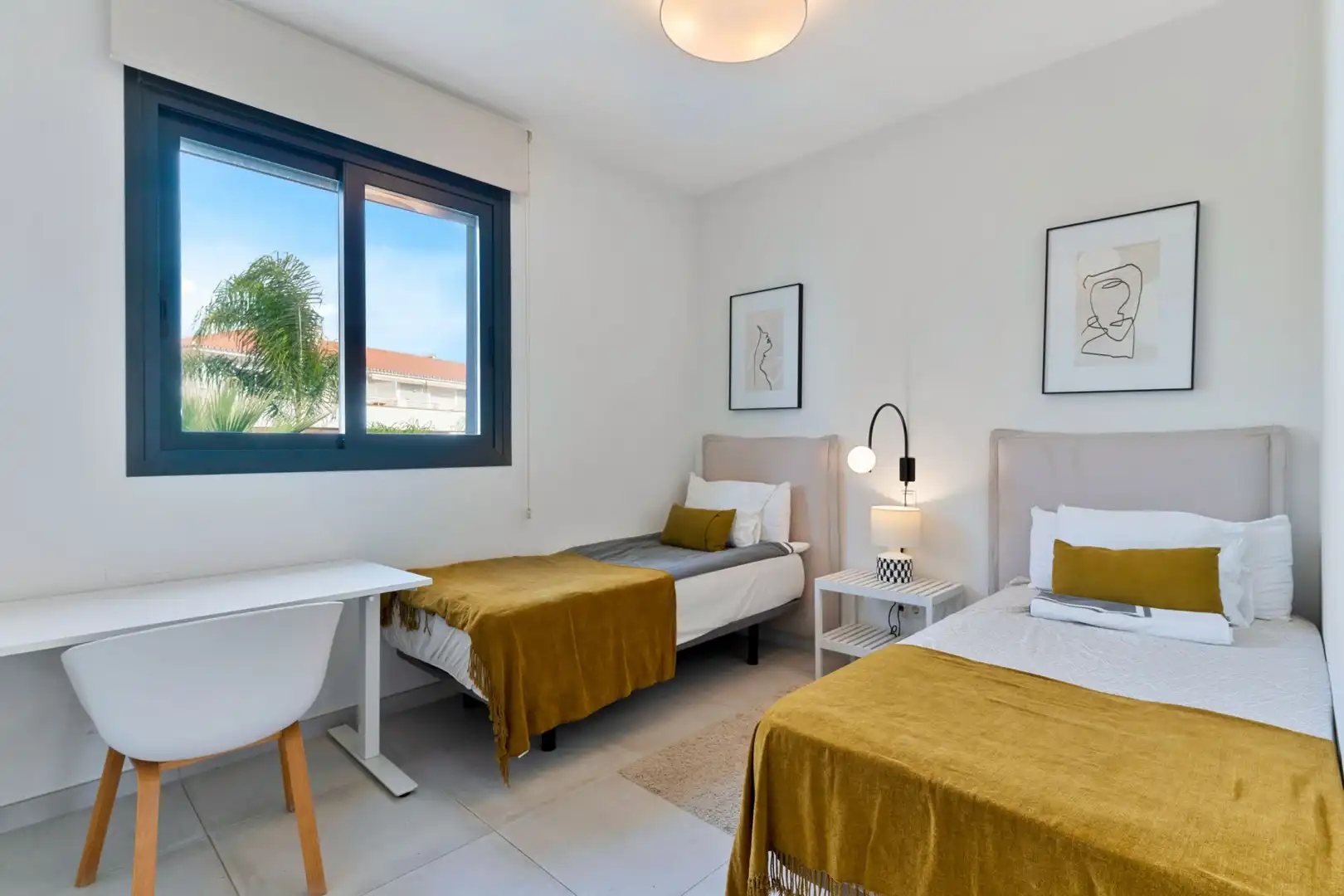 Schlafzimmer von Wohnungen zum Verkauf in Estepona mit Klimaanlage, Terrasse und Schwimmbad