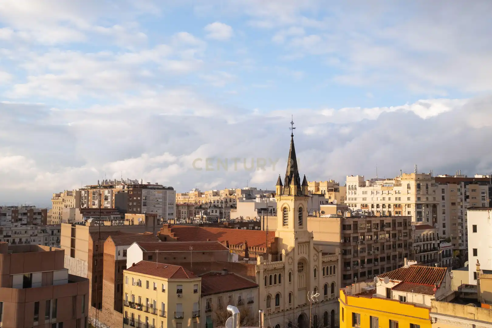 Vista exterior de Apartamento en venta en Madrid con Aire acondicionado, Horno y Lavadora