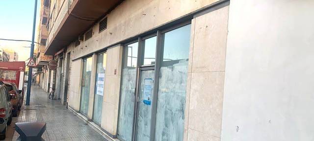 Local comercial en Venta en Ensanche - Río Júcar
