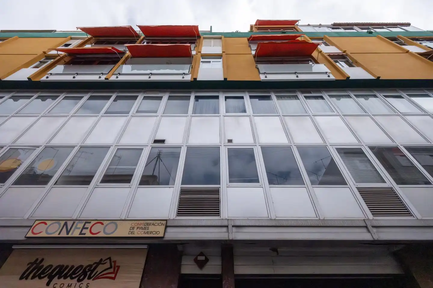 Office space for sale in Senador Castillo Olivares 14, imagen 2