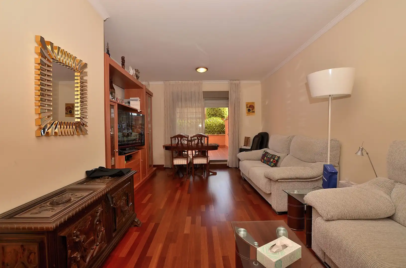 Sala de estar de Piso en venta en Torremolinos con Aire acondicionado, Parquet y Terraza