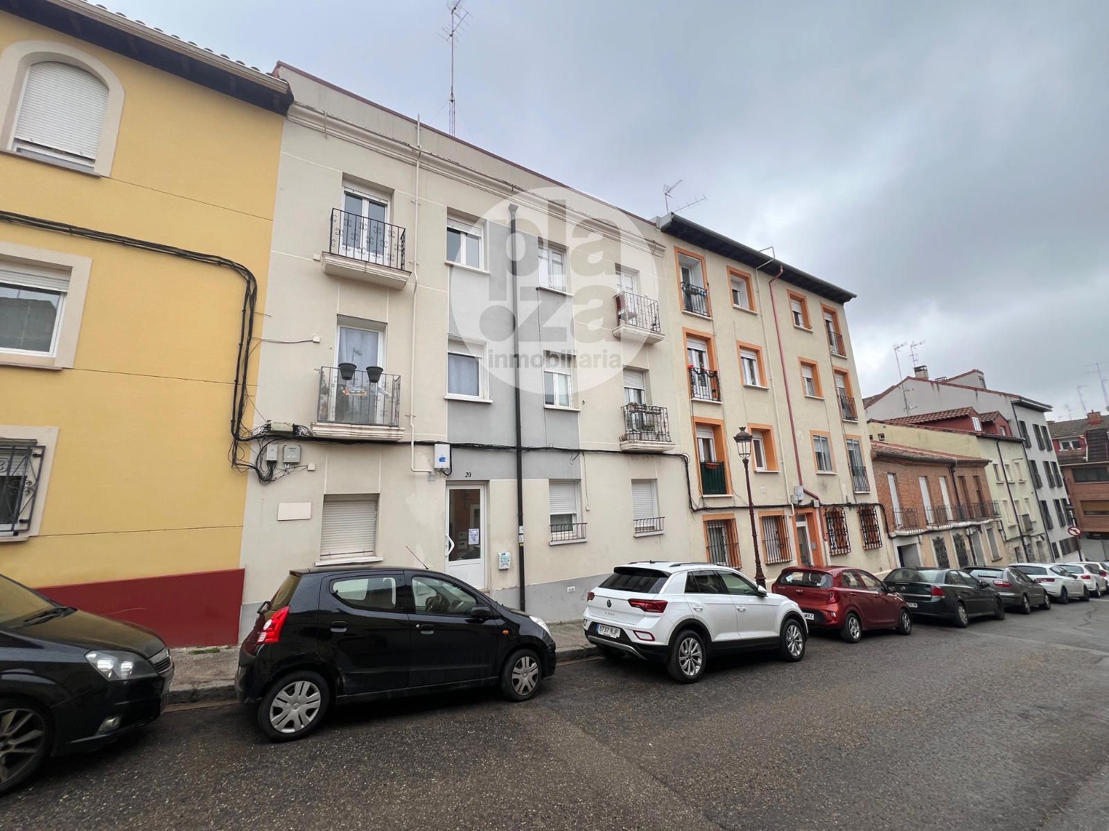Exterior view of Flat for sale in Burgos Capital  with Heating