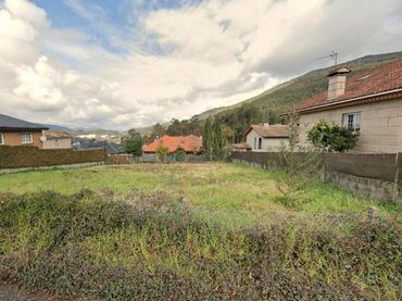 Terreno residenziale in vendita a Mos