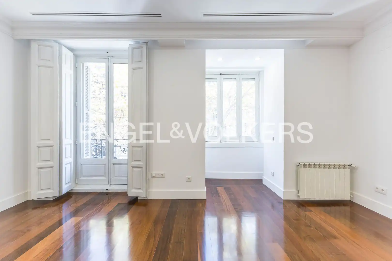 Wohnzimmer von Wohnung zur Miete in Madrid mit Klimaanlage, Heizung und Balkon
