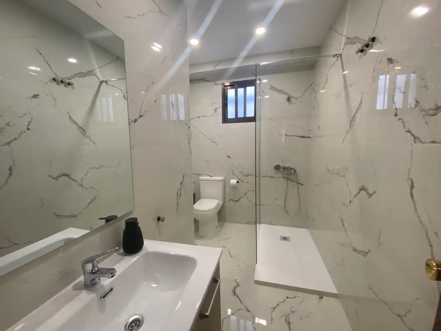 Habitación en BUEN SUCESO, Centro - El Castillo